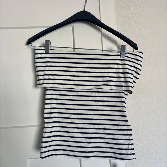 Goelia Off Shoulder Striped Slim Top - Picture 4 of 4